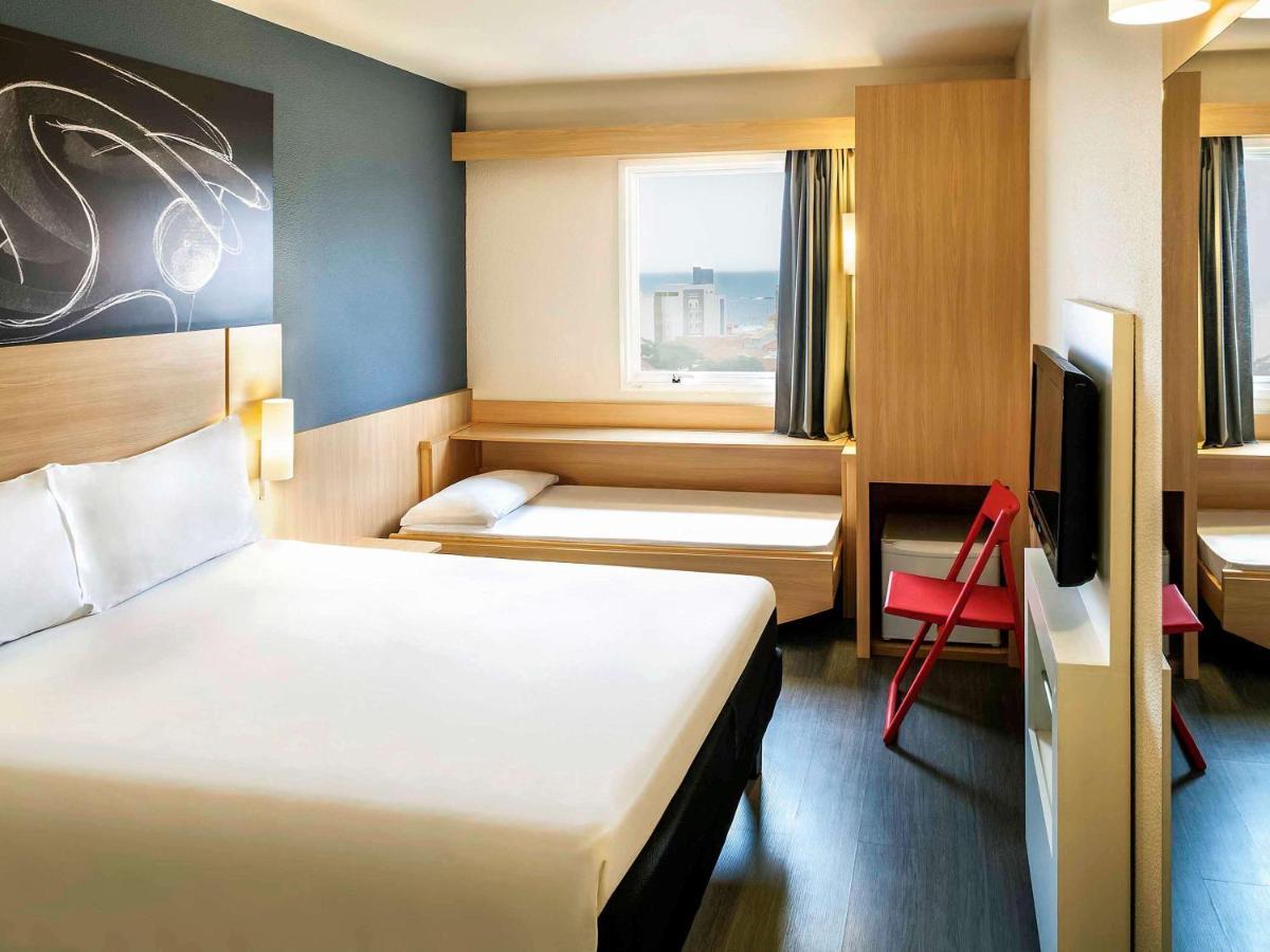 Отель Ibis Макаэ Экстерьер фото